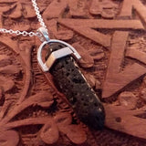 VOLCANIC ROCK POINT NECKLACE